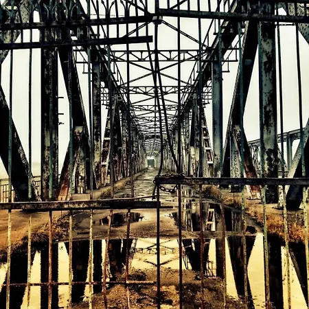 Premium Zamkowa C09 トチェフ