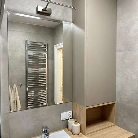 Premium Zamkowa C09 *